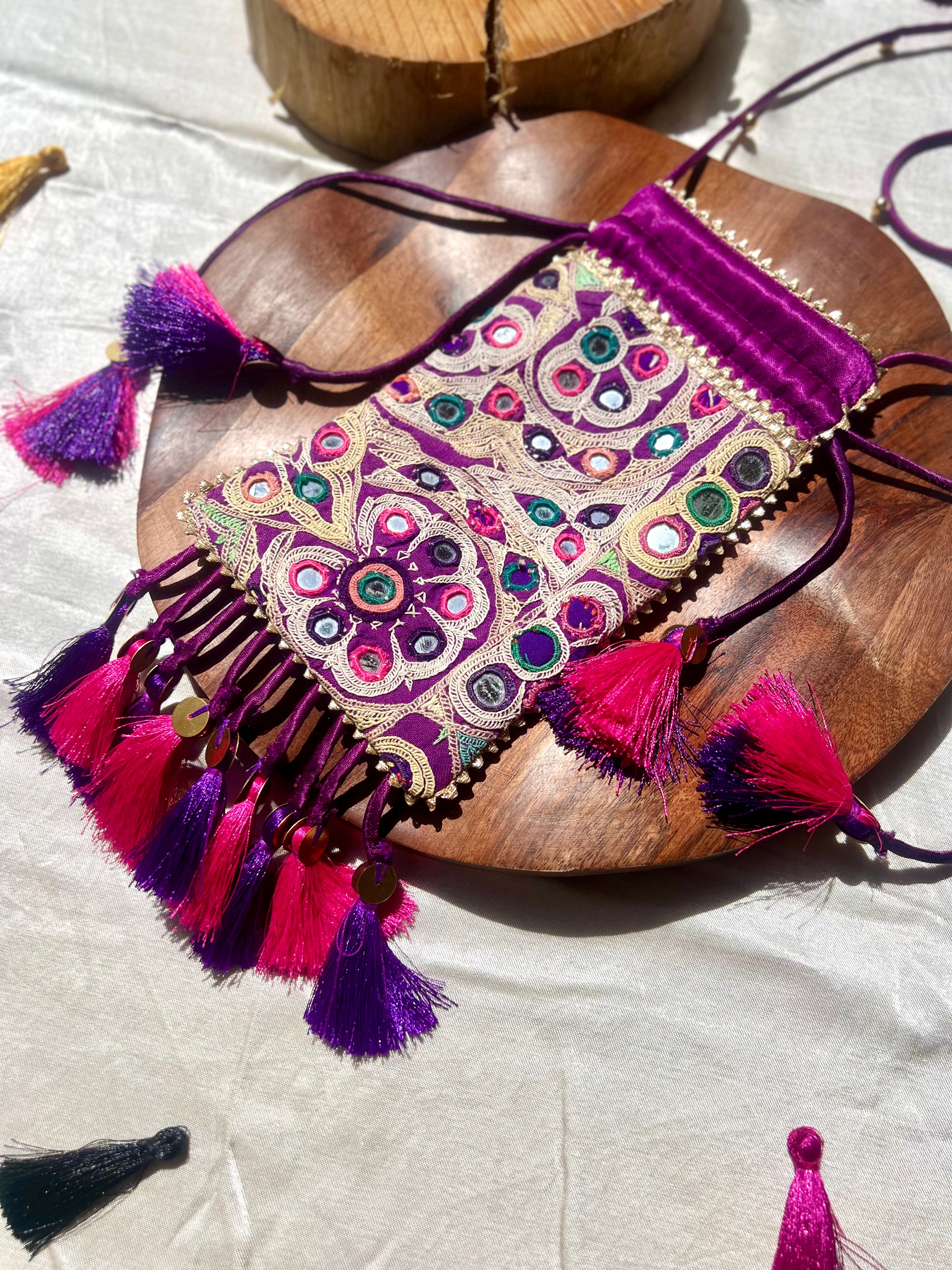 Aabira Mobile Sling