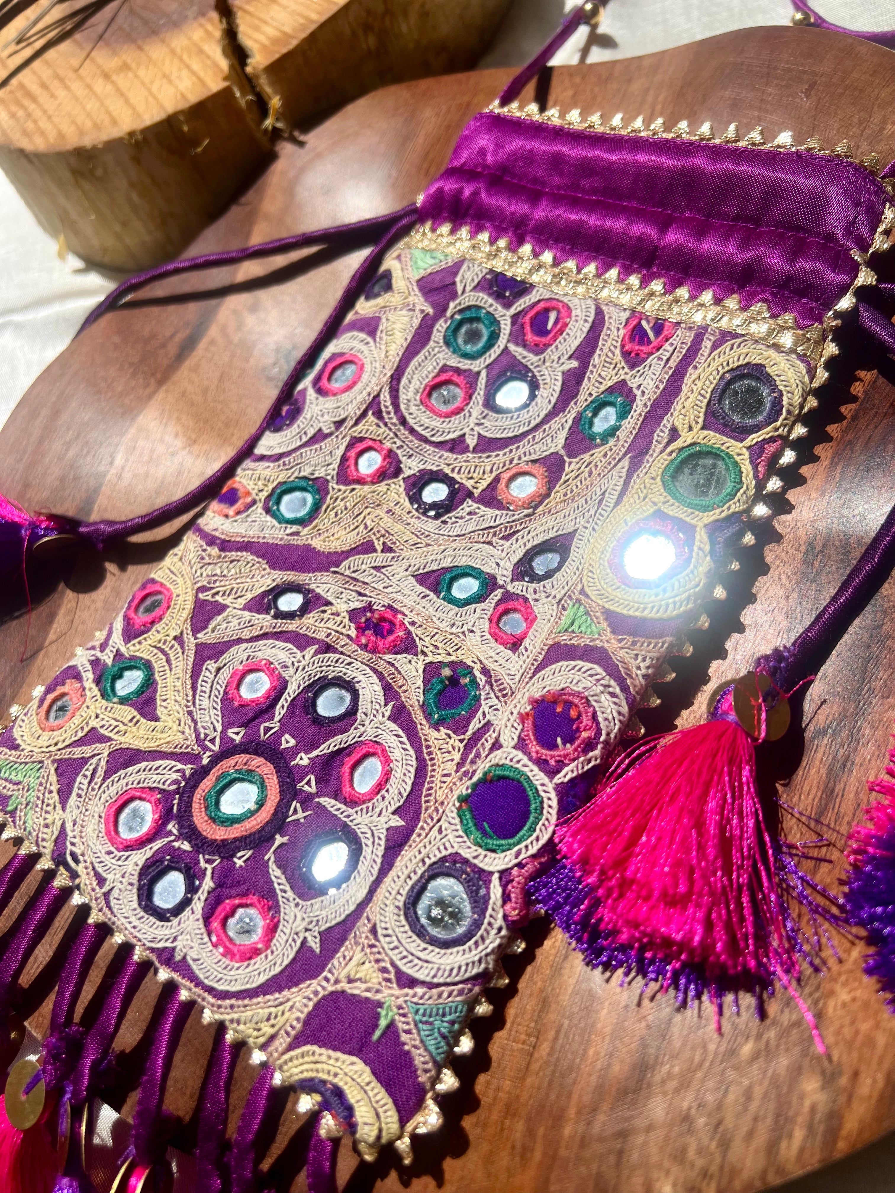 Aabira Mobile Sling