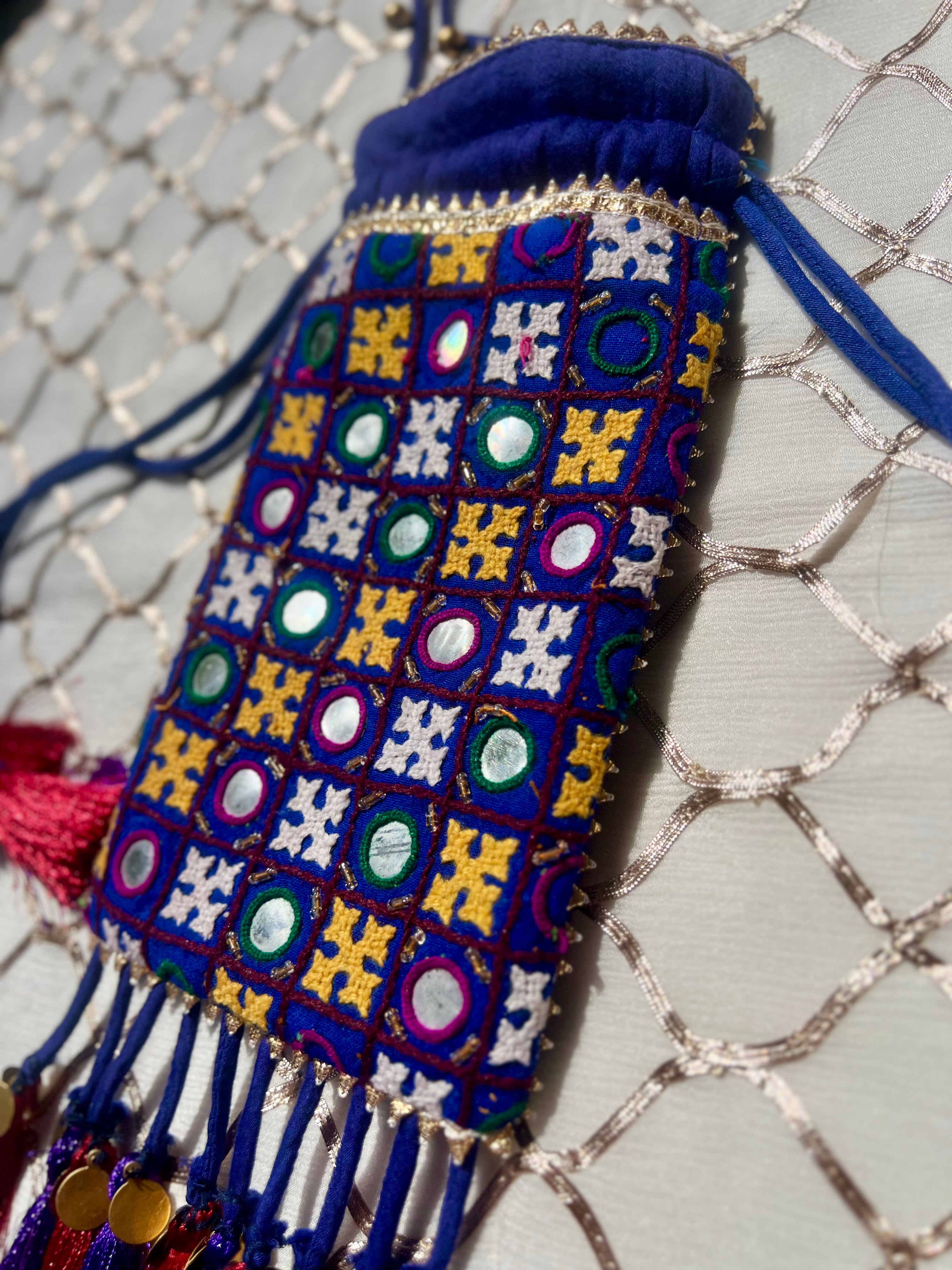Neel Darbar Regal Mobile Sling