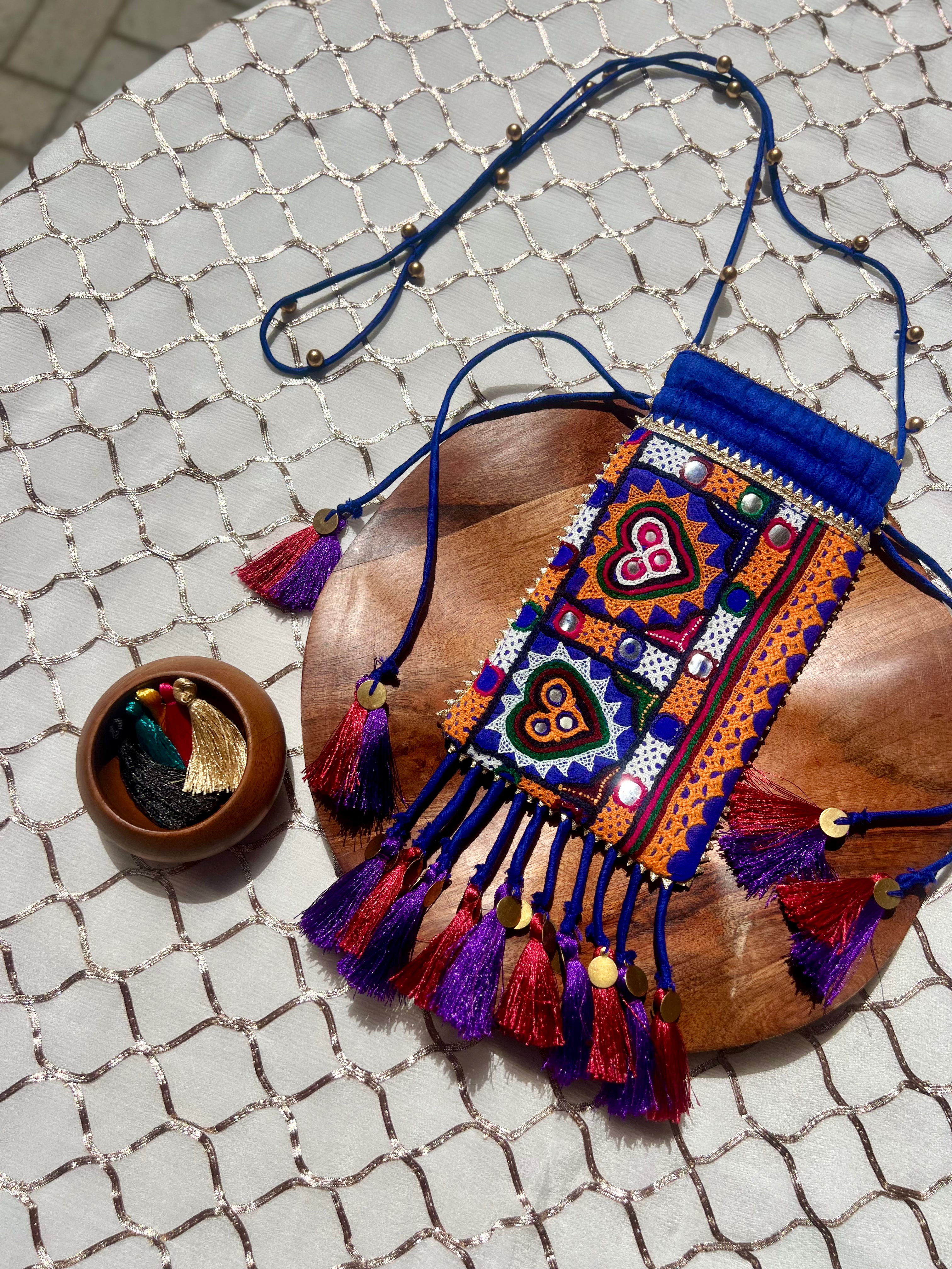 Noor-e-Kutch Mobile Sling