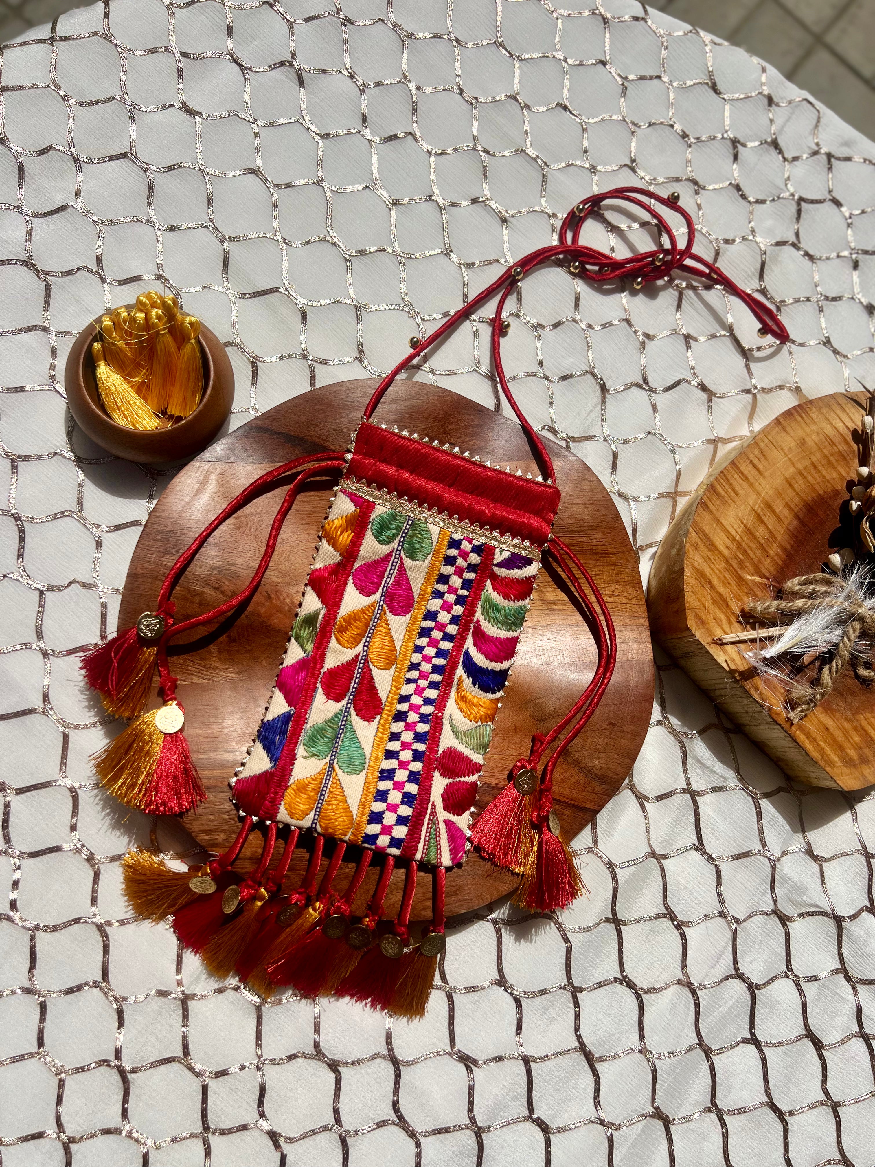 Mayura Heritage Mobile Sling